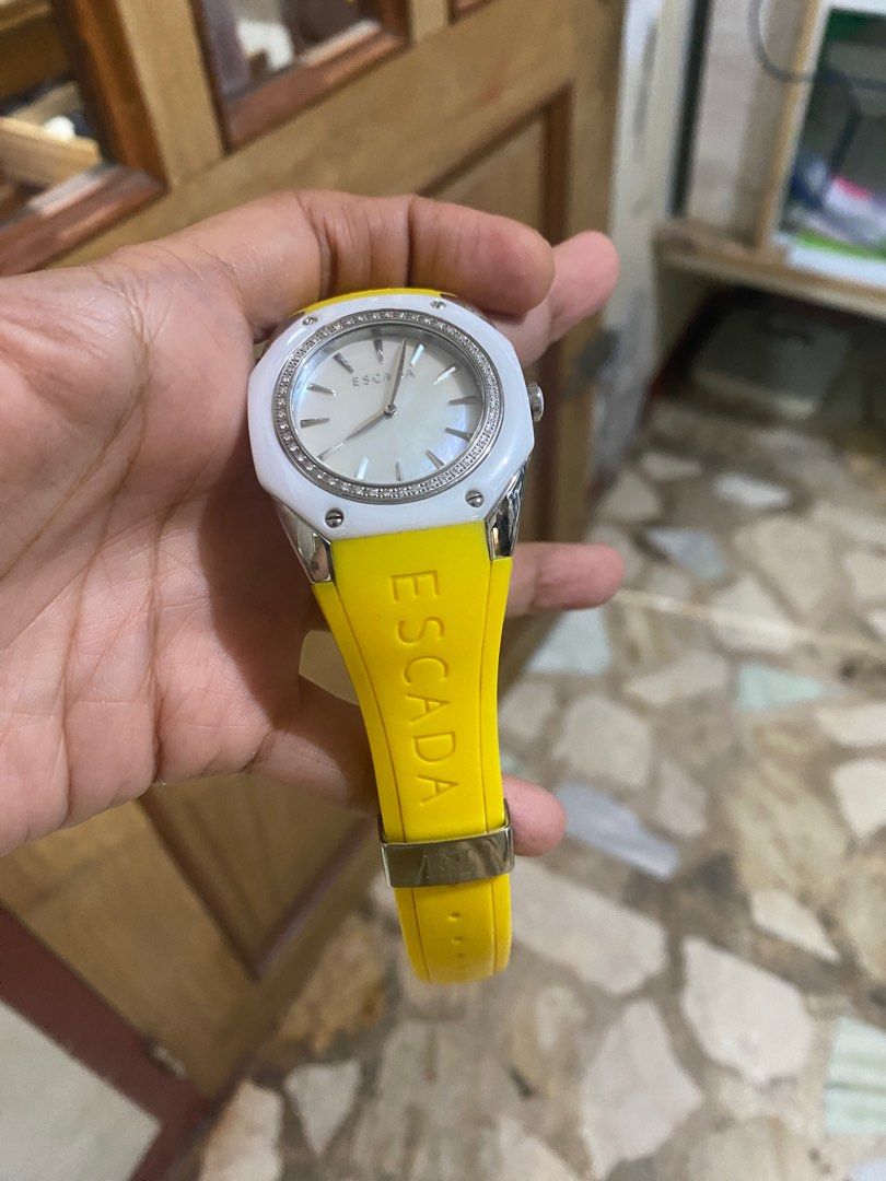 Escada naomi watch price new arrivals