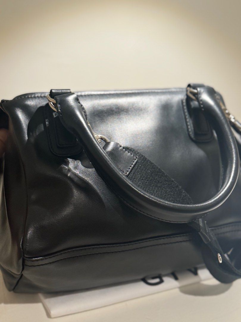 Givenchy Pandora Small (Category: Luxury Bags & Wallets) located in San Pedro. Submitted by love_luxury_heaven (Listing ID 1322884811, Image 3). Description: Givenchy Small Pandora in lux sheep skin., with original dustbag..