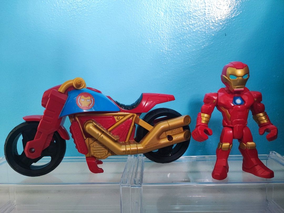 hasbro marvel superhero adventures 5 set (Category: Action & Battle Toys) located in Iloilo. Submitted by fj2015 (Listing ID 1322781872, Image 1). Description: hasbro marvel superhero adventures 5 set. set includes iron man, black panther and spiderman with their motorcycles. lightly used, complete w/o packaging..