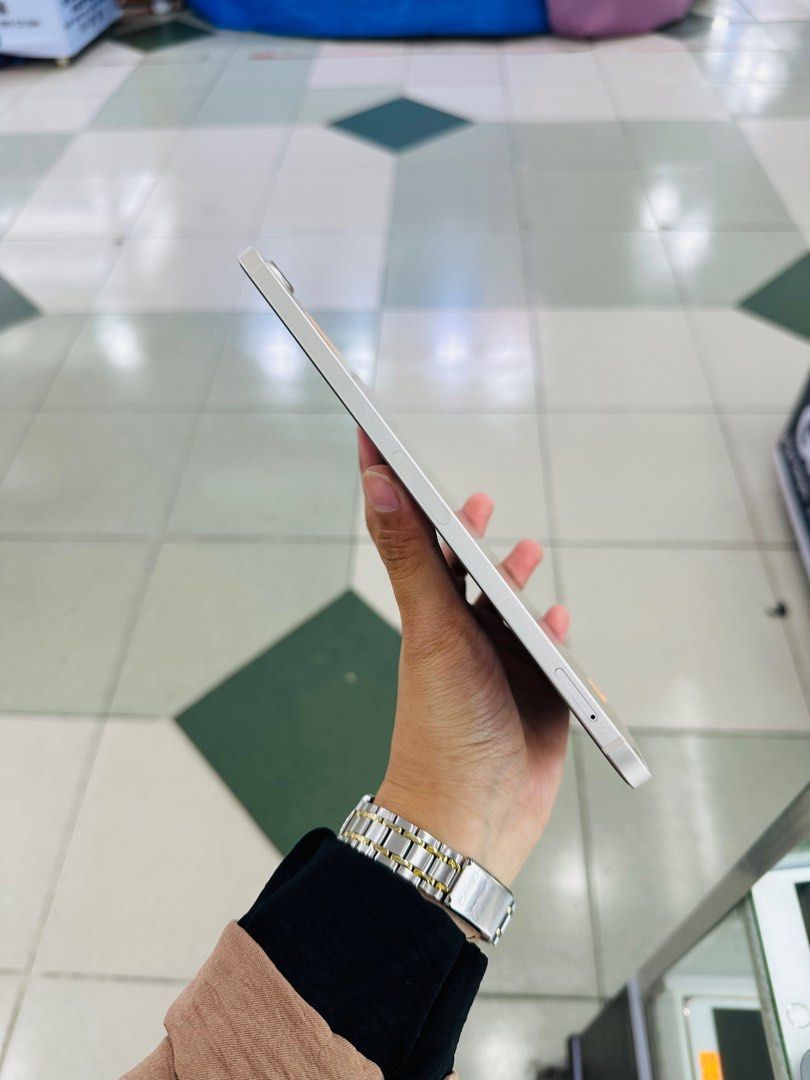 iPad Mini 6 64gb Cellular 99% Smooth No Issue Unli Reset (Category: iPad) located in San Juan City. Submitted by aynaagadgets (Listing ID 1322886365, Image 2). Description: FOR SALE | TRADE / SWAP PASS SA MGA SCAMMERS / THIRD PARTY (RFS: Buy and Sell) IPAD MINI 6 CELLULAR ⬇️DETAILS⬇️ •64 GB (Other storage is also available) •Cellular (Other Variant is still available but price may vary) •Starlight (Other color is also available but price may vary