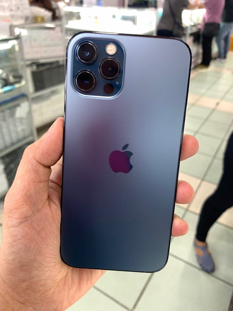 iPhone 12 Pro (256gb) (Category: iPhone 12 Series) located in Manila. Submitted by arzillah (Listing ID 1322866590, Image 1). Description: iPhone 12 Pro 256gb 92% bh Factory unlock Dual sim Hk variant Slightly use No issue Super kinis All working Open for COD/COP + SF Manila area (sameday delivery) Province area (via LBC) required DP to avoid cancellations Physical store: Greenhills Shopping Center, 2ndfloor Contact#: 09482217224 Page: Arzillah G