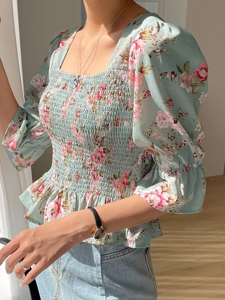 Korean Smocked floral top (Category: Blouses) located in Taguig. Submitted by rarestore_ph (Listing ID 1322887286, Image 1). Description: Freesize like new. check photos for original price.
