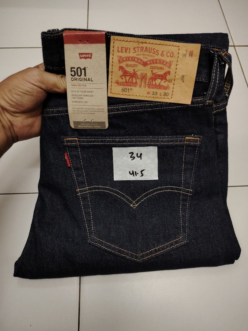 Levis w33 l30 top