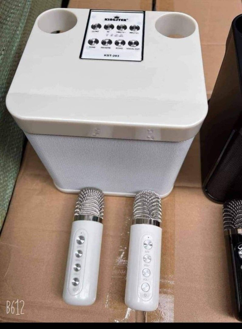 Mini PORTABLE KARAOKE SPEAKER WITH WIRELESS MICROPHONE (Category: Soundbars, Speakers & Amplifiers) located in Quezon City. Submitted by fconnie15407950 (Listing ID 1322789030, Image 2). Description: .