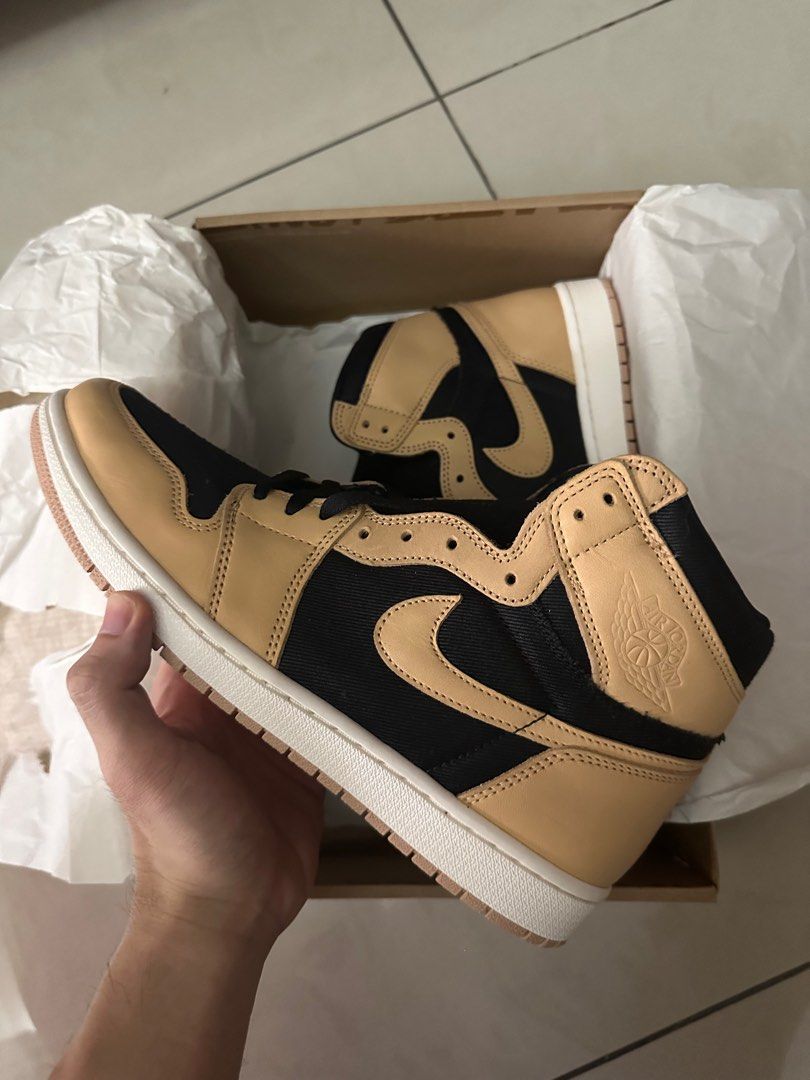 Nike AJ1 High Heirloom 555088 202