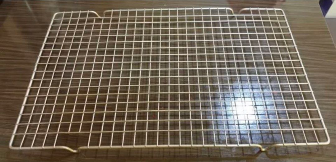 Non-Stick Cooling Rack (Gold), Furniture & Home Living, Kitchenware ...