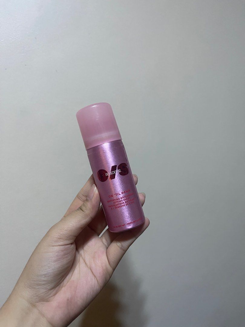 One Size Setting Spray (Category: Makeup) located in San Pablo. Submitted by notkendall_ (Listing ID 1322853002, Image 1). Description: LP ALREADY!! i only sprayed it not more than 10 times :) .