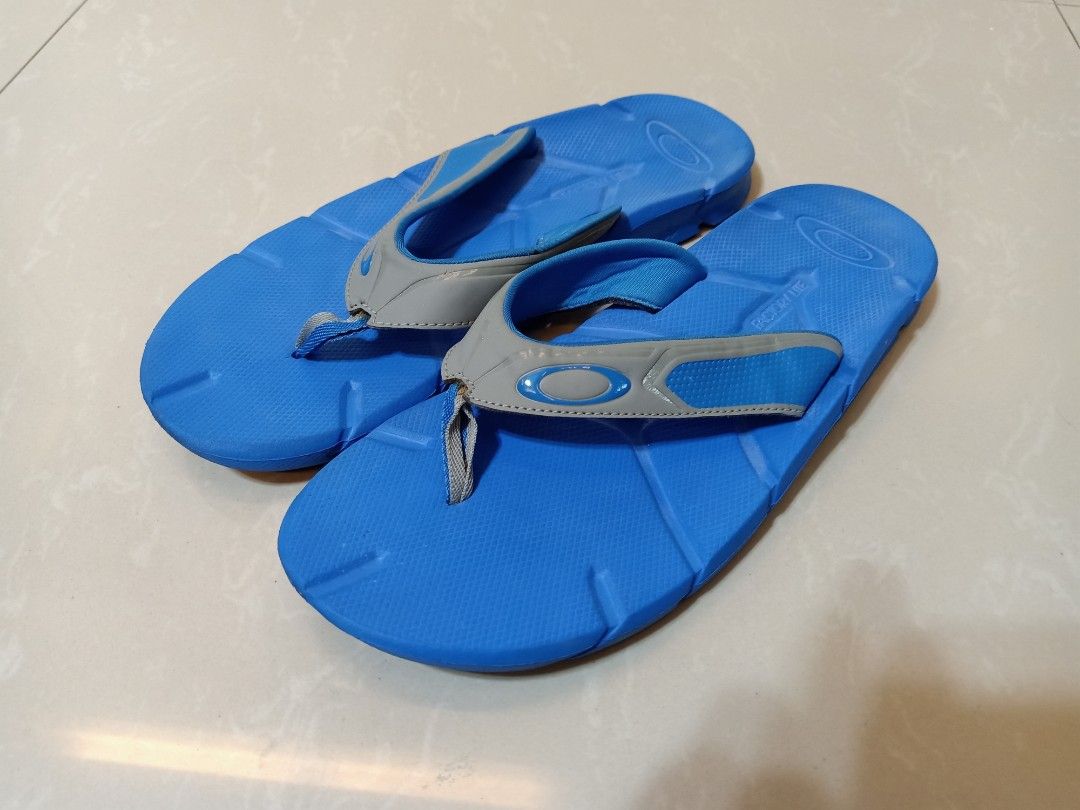 Original Oakley slippers for men Men s Fashion Footwear Slippers Slides on Carousell