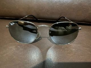 (Category: ) located in . Submitted by gemstone2953337 (Listing ID 1322826771, Image 1). Description: .