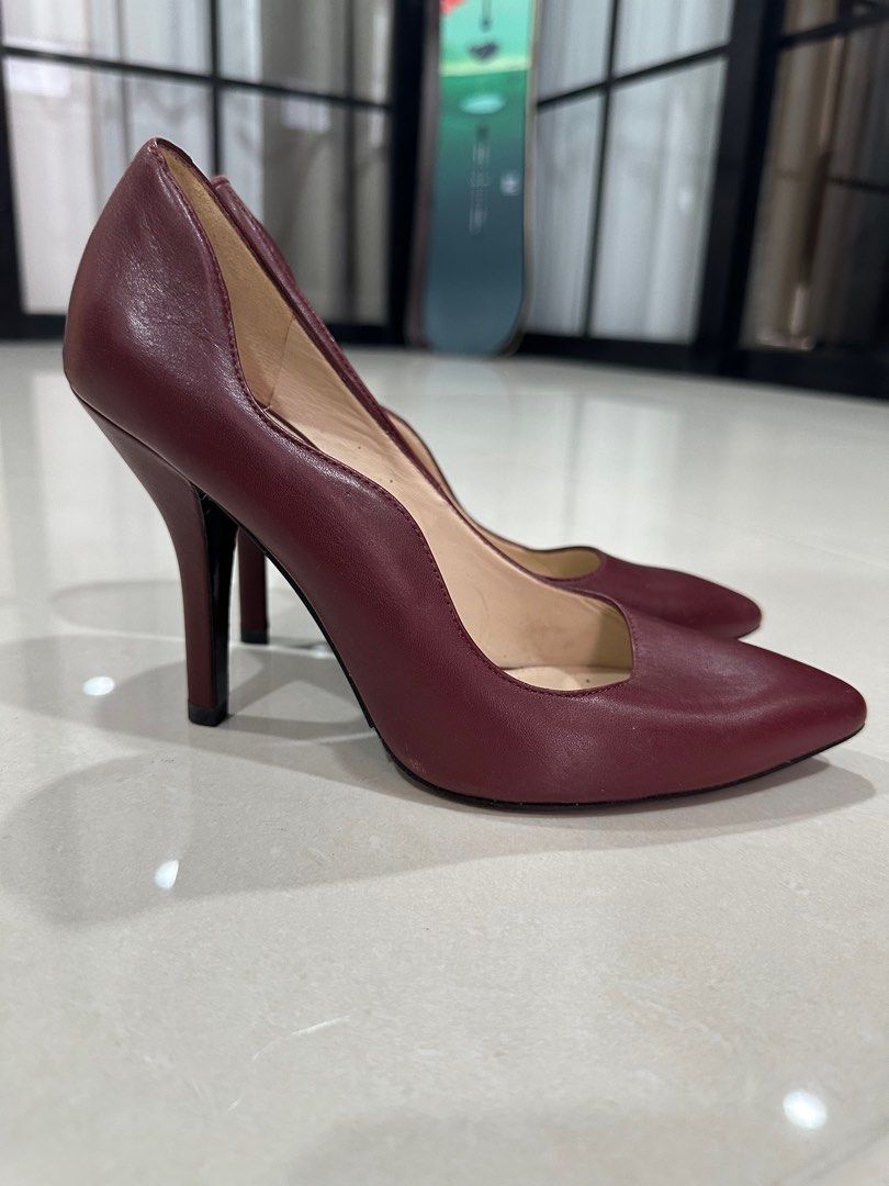 Red 3.5 inch heels sales