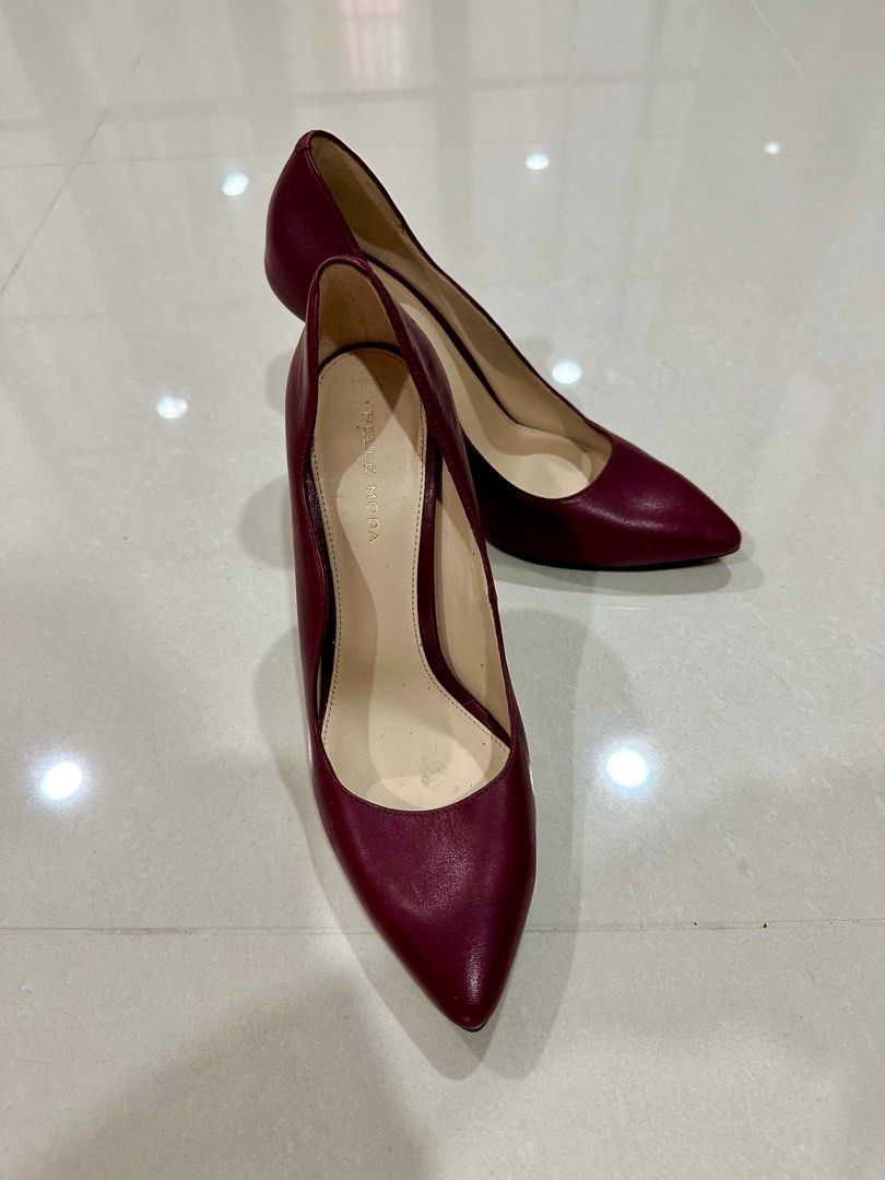 Red 3.5 inch heels store