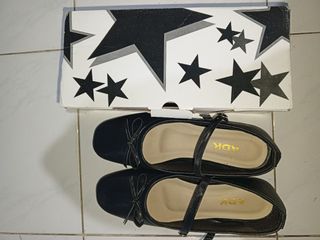 (Kategori: ) berada di . Dikirim oleh declutter_reva (ID iklan 1322749465, Gambar 1). Deskripsi: .