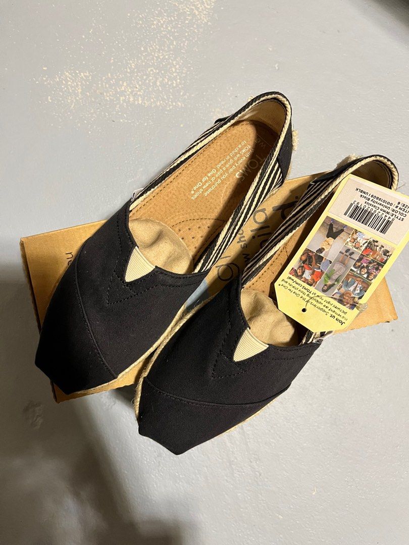 Toms black classic womens best sale