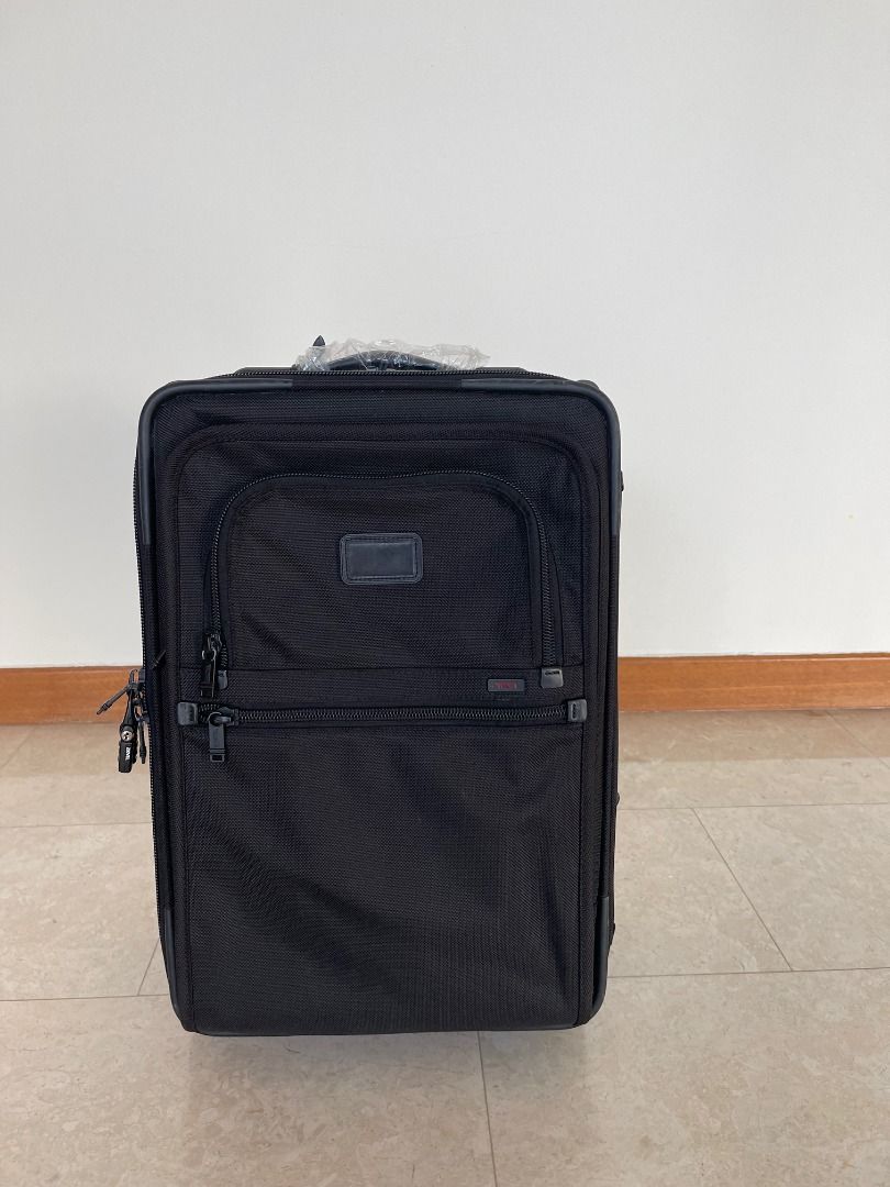 Tumi Alpha Tumi Two Wheel Carry On TUMI International Office Two