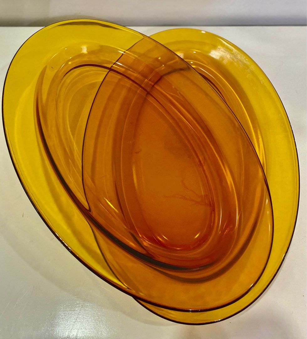 Vintage Amber Serving Platter 2pcs (Category: Other Kitchenware & Tableware) located in Quezon City. Submitted by hellodiva (Listing ID 1322803547, Image 1). Description: 2pcs Serving Platter Vintage Style Brown Glass Size: 14” x 9” x 1” 10/10 condition 📌If it’s posted, it’s still available ❌No Bogus Buyers Please!.