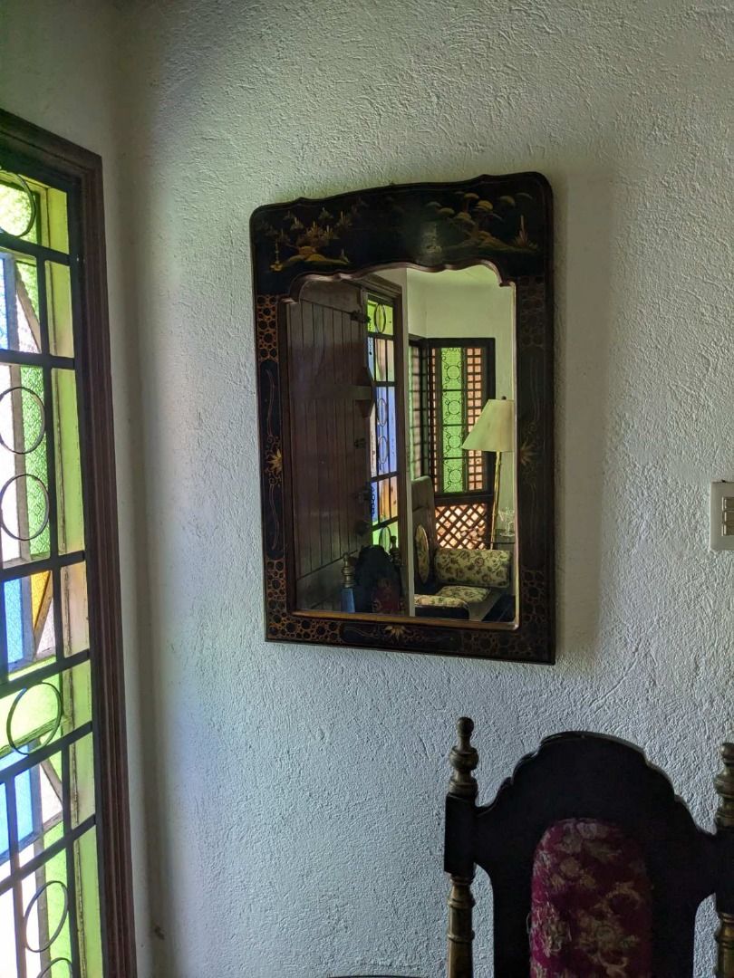 Vintage Hanging Mirror (Category: Other Home Furniture) located in Las Pinas. Submitted by pamjav (Listing ID 1322803649, Image 1). Description: 1 piece vintage Chinese motif black lacquered hanging mirror.