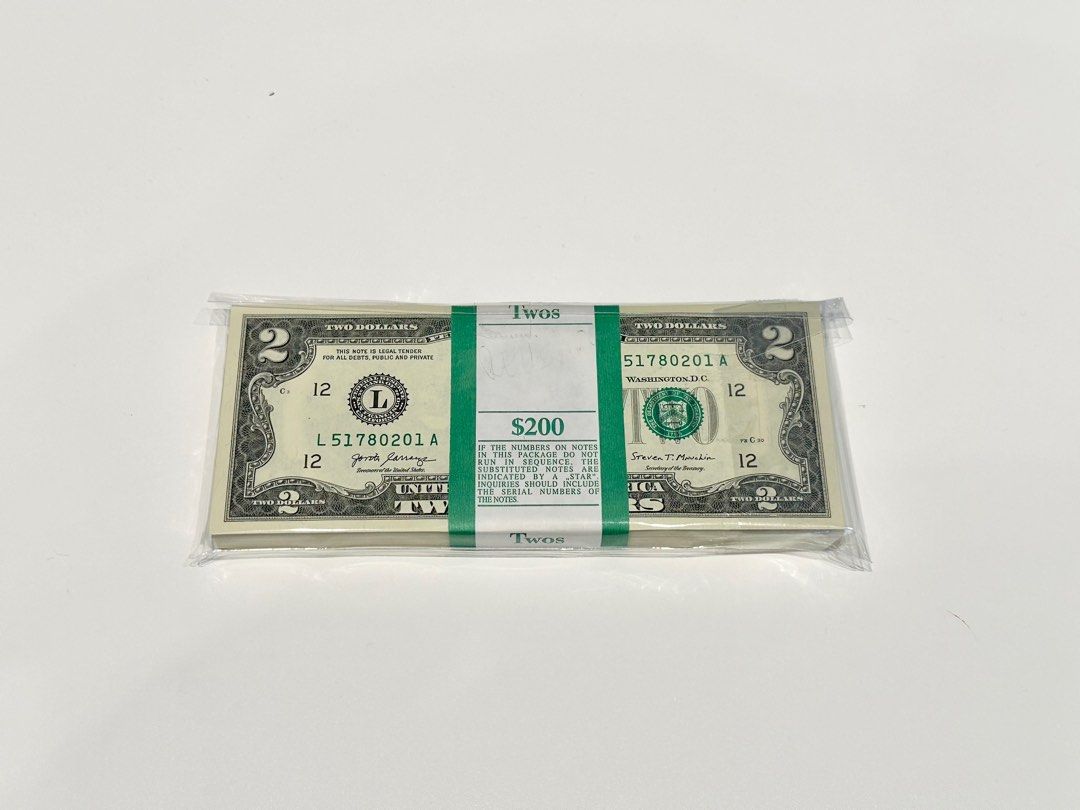 美金2元紙幣100連號全新UNC 直版USD 2 x 100張, 興趣及遊戲, 收藏品及紀念品, 錢幣- Carousell