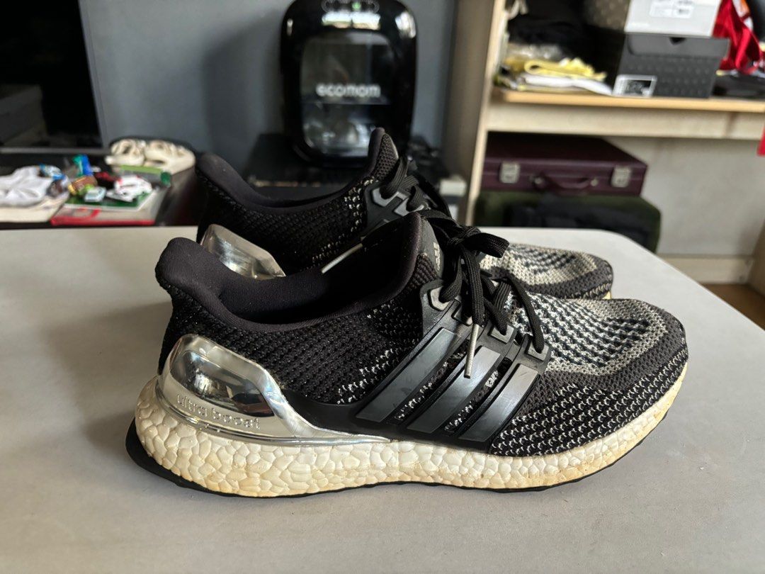 Ultra boost ltd silver medal deals