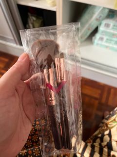 (Category: ) located in . Submitted by nazliaharon (Listing ID 1322941190, Image 1). Description: .