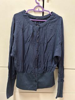 (Category: ) located in . Submitted by dilaxopreloved (Listing ID 1322924589, Image 1). Description: .