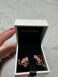 (Category: ) located in . Submitted by pokiepika (Listing ID 1322932120, Image 1). Description: .