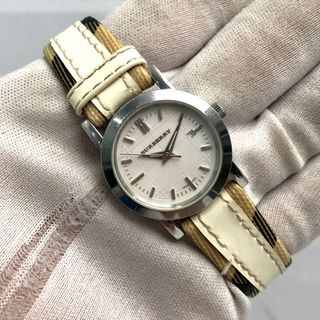 harga terjangkau untuk burberry watch Carousell Indonesia