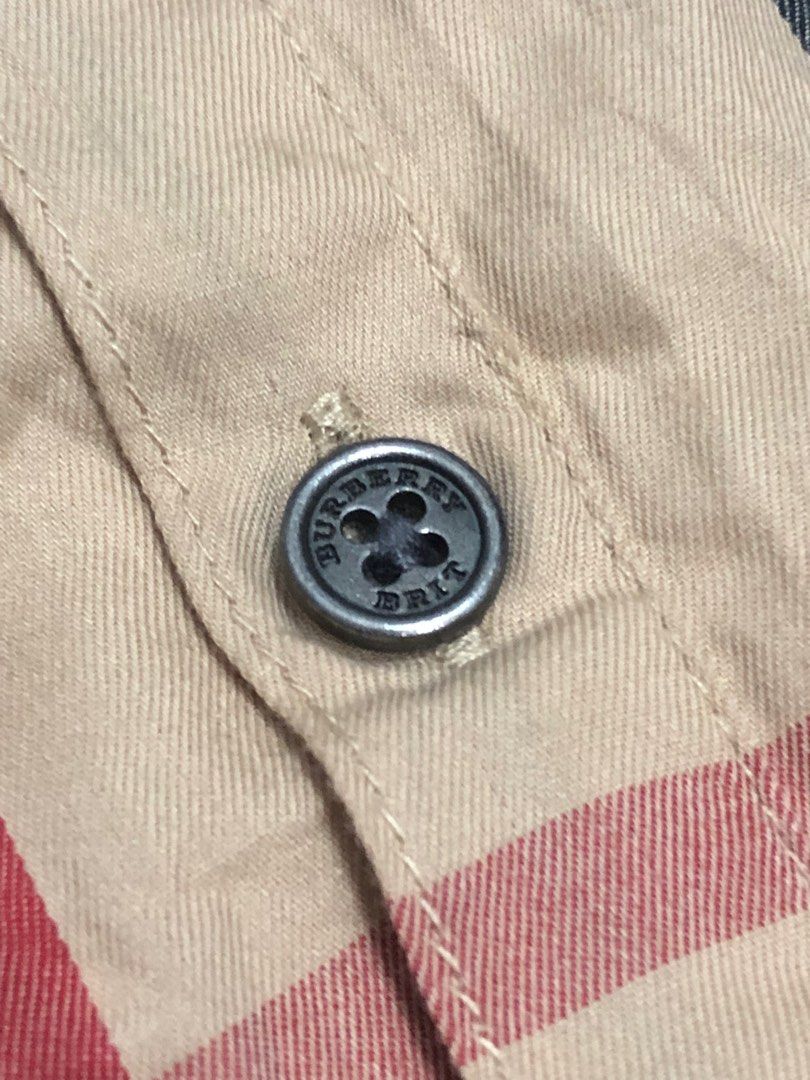 Burberry Brit Plaid Polo (Category: Longsleeves) located in San Mateo. Submitted by ry.z33 (Listing ID 1323073927, Image 3). Description: Width: 20 Length: 27 with stain, remove with proper wash..