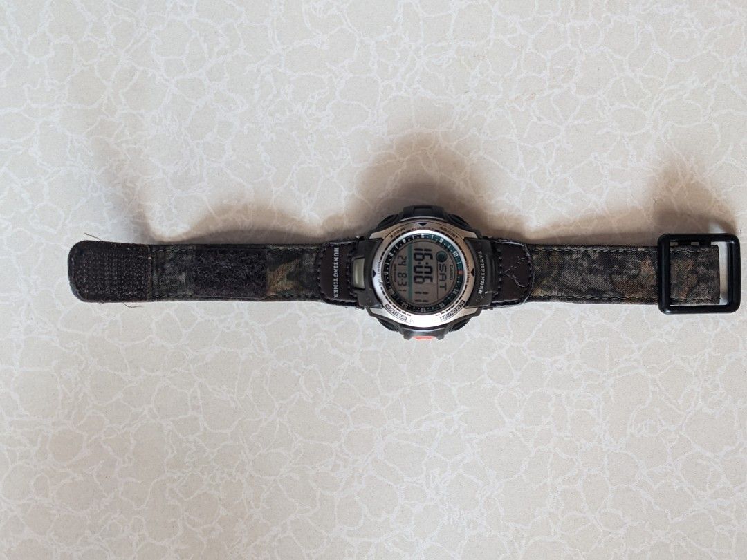 CASIO Pathfinder PAS 410B 2805 Fishing Hunting Time mossy Oak