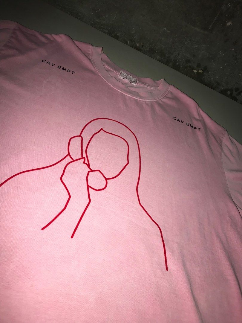 Cav Empt shirt (Category: Activewear) located in Manila. Submitted by jabjabthriftplace (Listing ID 1323020507, Image 3). Description: Cav Empt Excellent like new condition No issue .