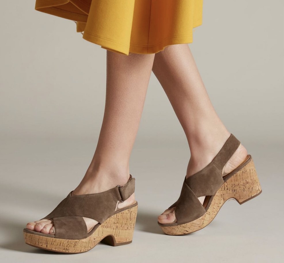 Clarks Maritsa Lara sandals wedges platform sz37 Women s Fashion Footwear Sandals on Carousell