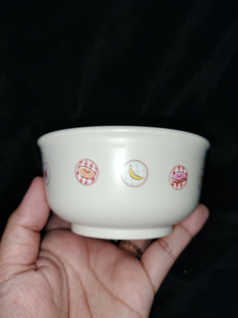 Curious George Ceramic Bowl (Category: Dinnerware & Cutlery) located in Quezon City. Submitted by micopioken (Listing ID 1322960236, Image 3). Description: Japan Item 2 stocks available.