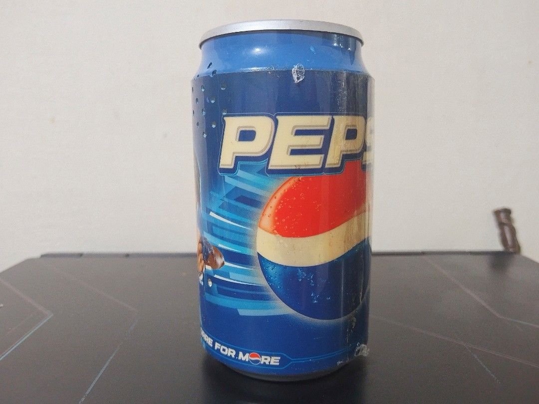 F4 Pepsi Vintage Speaker(?) Memorabilia (Category: Soundbars, Speakers & Amplifiers) located in Quezon City. Submitted by just_d_toys_quezon_city (Listing ID 1323062419, Image 2). Description: Not working Selling as pictured Location: Cubao, QC MOP: Gcash MOD: Flash Express or Lalamove.