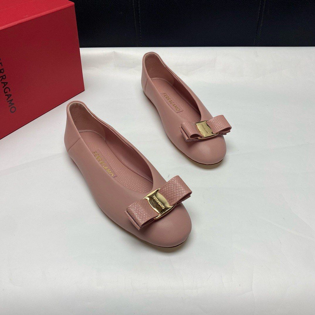 Ferragamo bow flats clearance