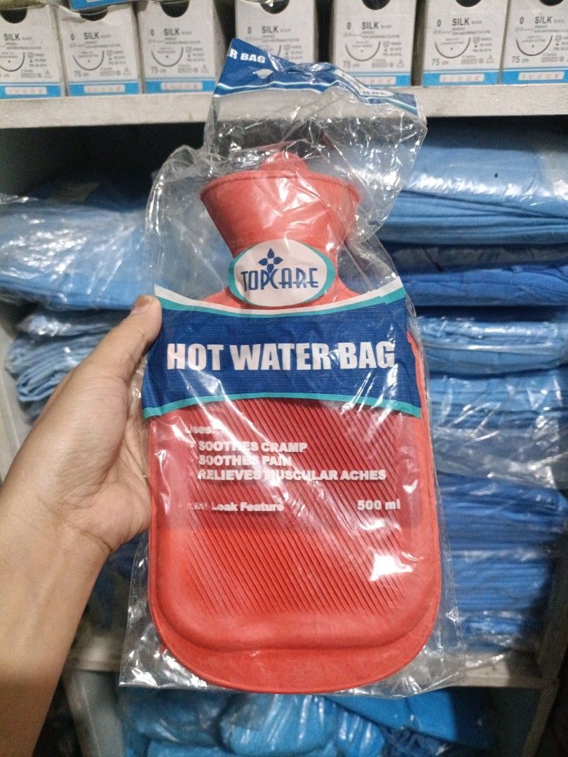Hot water bag 500 ml (Category: Medical Supplies & Tools) located in Quezon City. Submitted by jhanezhsk (Listing ID 1322905567, Image 1). Description: cod cop.