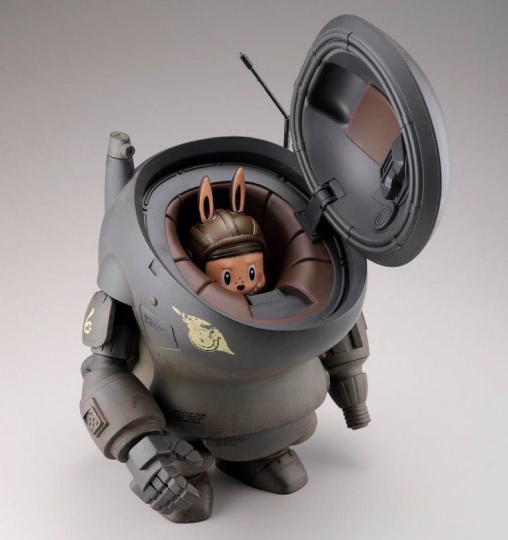 罕有HOW2WORK S.A.F.S. with mini Labubu Pilot, 書籍、休閒與玩具