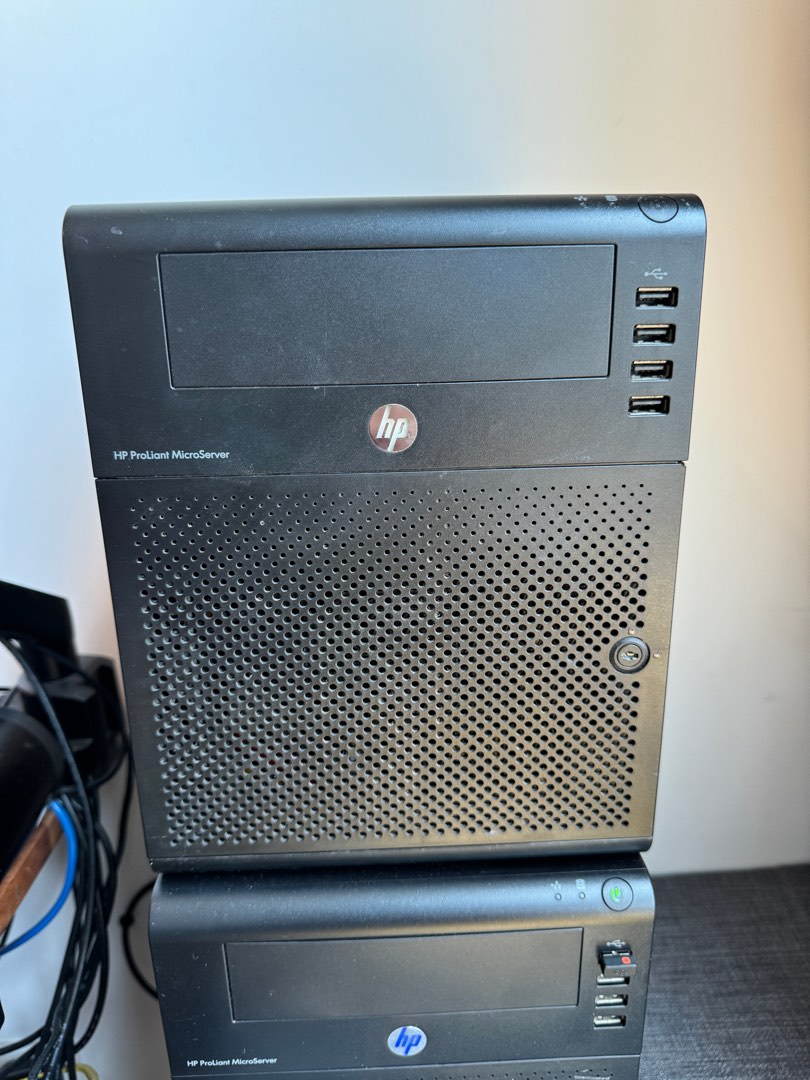 HP ProLiant Microserver N54L（Windows11可） HP ProLiant Microserver N54L（Windows11可）