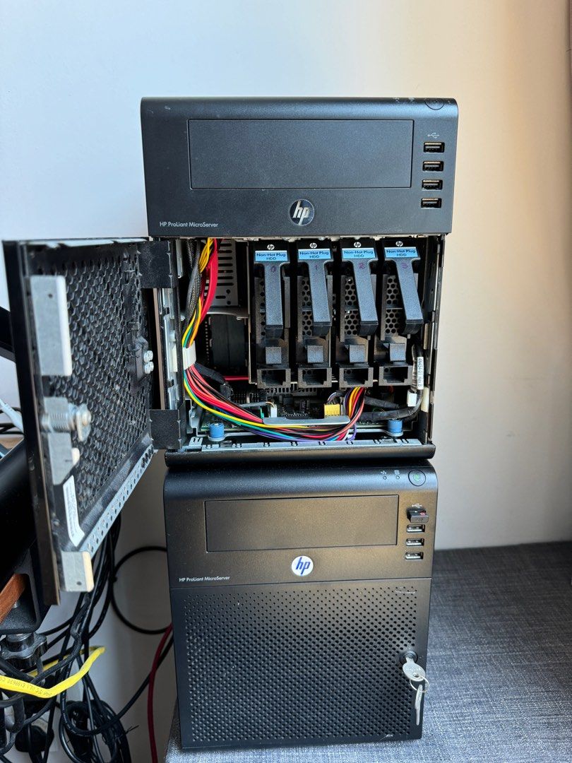 HP Microserver N54L for NAS or other server with brand new psu