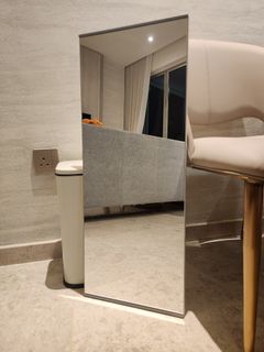 (Category: ) located in . Submitted by somebodytrade (Listing ID 1323027124, Image 1). Description: .