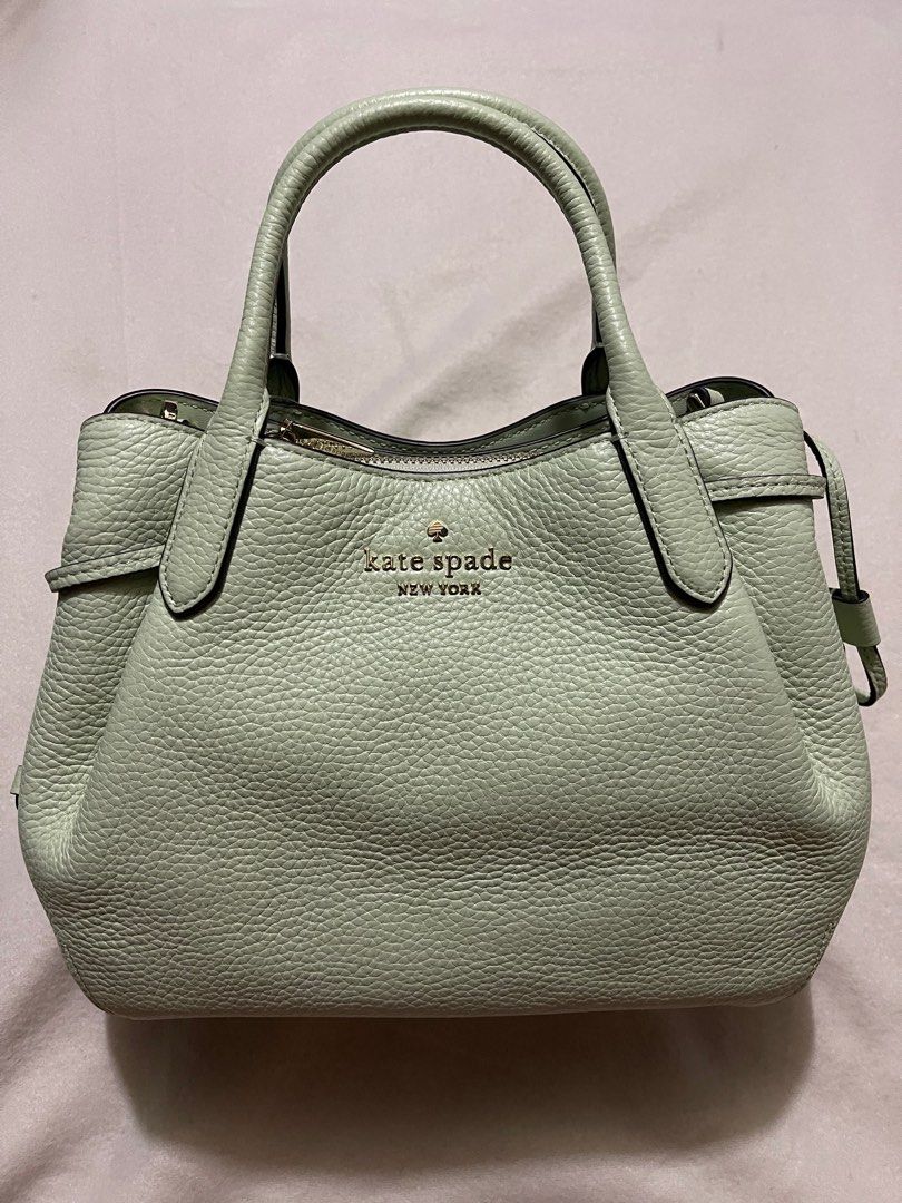 Kate Spade Small Dumpling Bag Light Olive (Category: Luxury Bags & Wallets) located in Manila. Submitted by camillawears (Listing ID 1322955812, Image 1). Description: Guaranteed Authentic 🇺🇸 Manila Fixed Price.