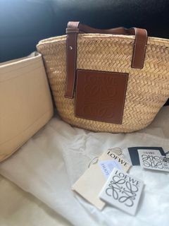 （分類：）位於 。 由 mercyow 提交（商品編號 1322973030，圖片 1）。簡介： 。