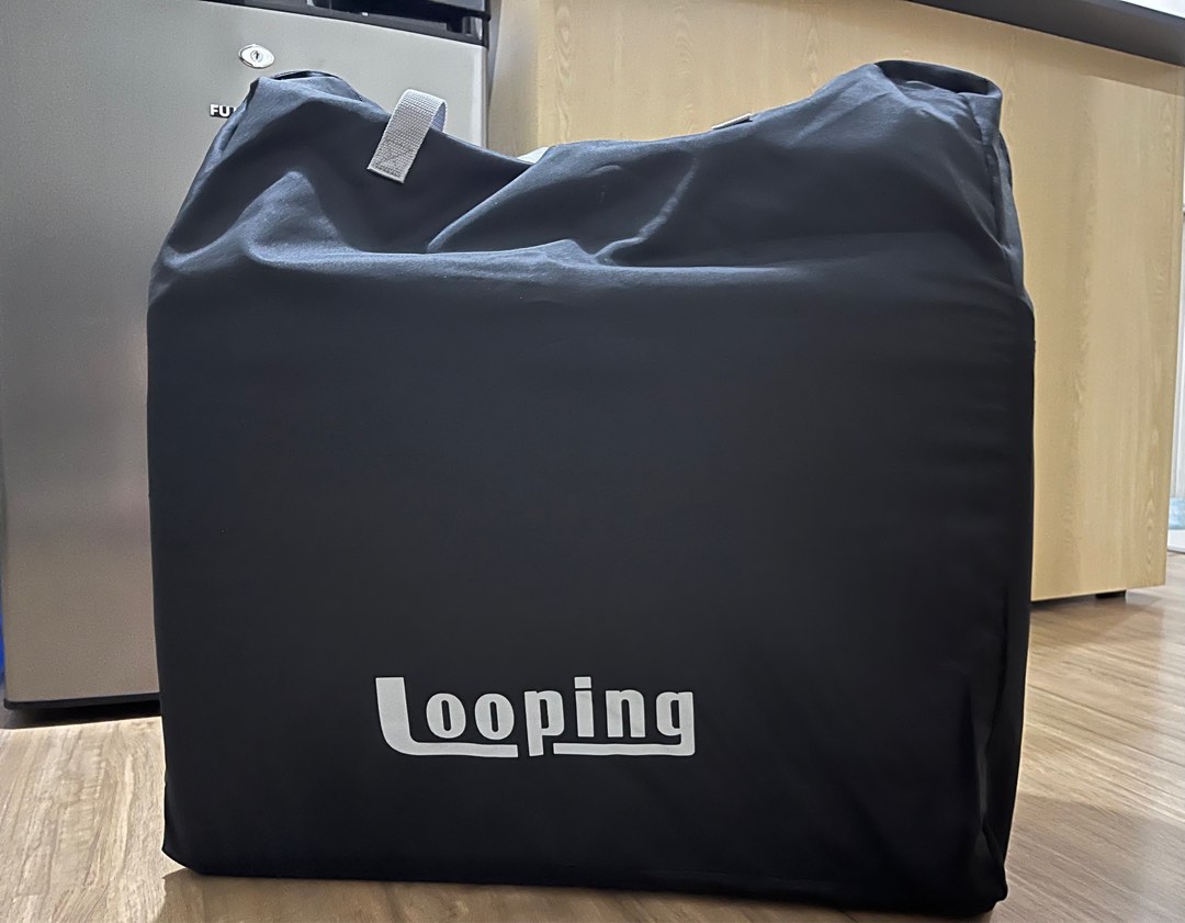 Looping Compact Baby Crib Playpen, Babies & Kids, Baby Nursery & Kids ...