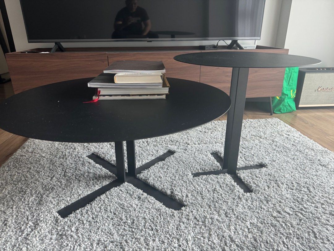 Luxury Coffee Table Nesting Table for Sale (Category: Tables & Sets) located in Paranaque City. Submitted by edgeman168 (Listing ID 1322970588, Image 2). Description: Nesting Table Material Metal Height 37 cm Length 115cm Original Price 22K RFS transfeing .