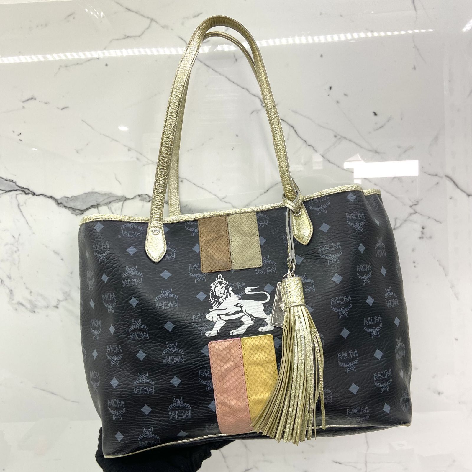 MCM GREY LION TOTE BAG 247042624 Luxury Bags Wallets on Carousell