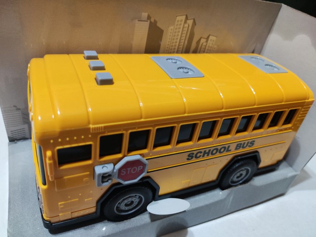 Mini yellow school bus (Category: Kids Toys) located in Manila. Submitted by gatotsu (Listing ID 1323029270, Image 3). Description: mini yellow school bus battery operated toys with lights and sounds free battery Inside 280php also chat me po on my messenger mas active po ako dun salamat po😃 eto po FB ko Gatotsu Ishiki at ang page ko is Gatotsu ishiki online shop.