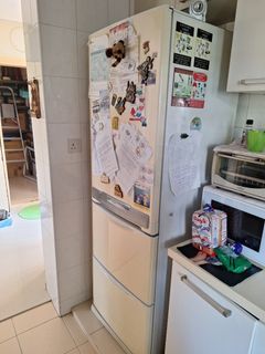 (Category: ) located in . Submitted by fakira (Listing ID 1322922850, Image 1). Description: .
