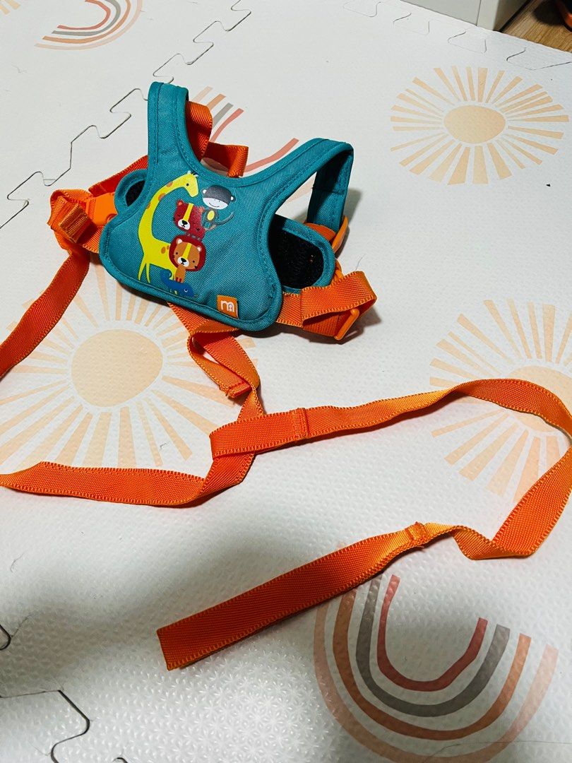 Mothercare harness / walking (Category: Carriers & Slings) located in Binan City. Submitted by gia.declutters (Listing ID 1323066687, Image 1). Description: Tried with my baby but prefers carrier or walk without it No issues Retails for 1,300.