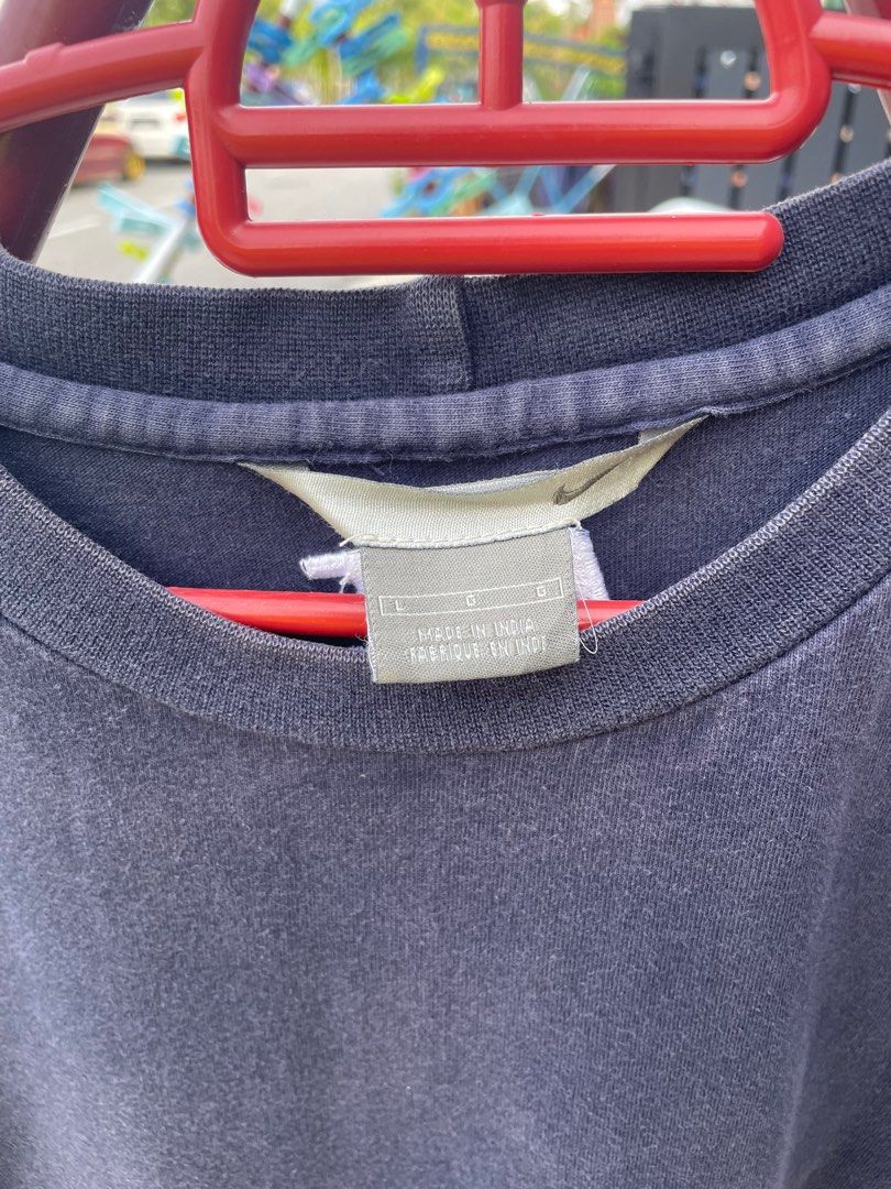 nike sweatshirt centre swoosh