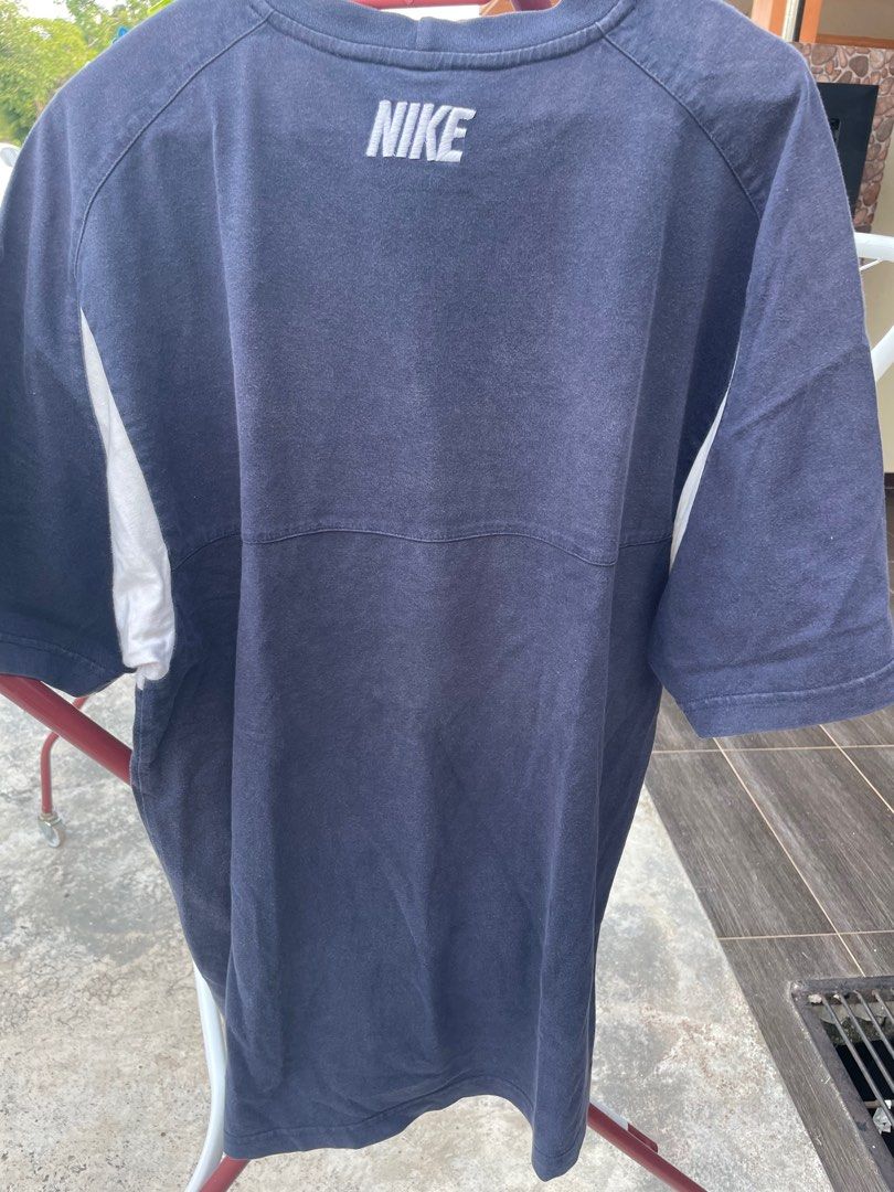 nike sweatshirt centre swoosh