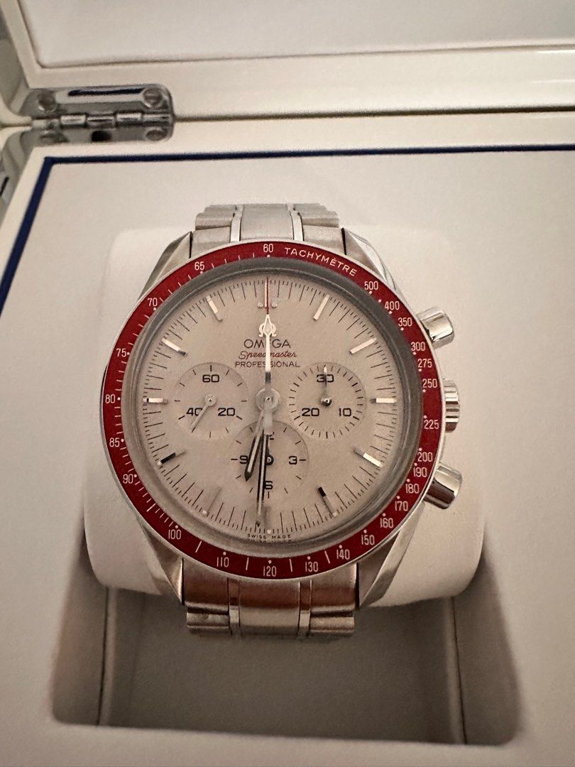 Omega speedmaster red face on sale