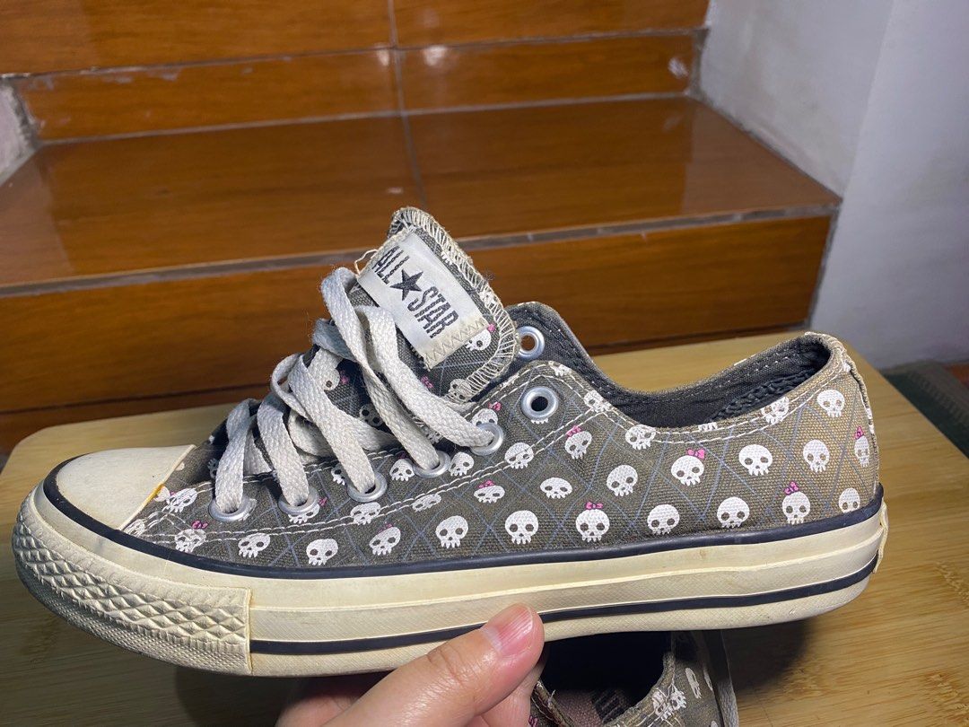 Womens converse skull shoes best sale